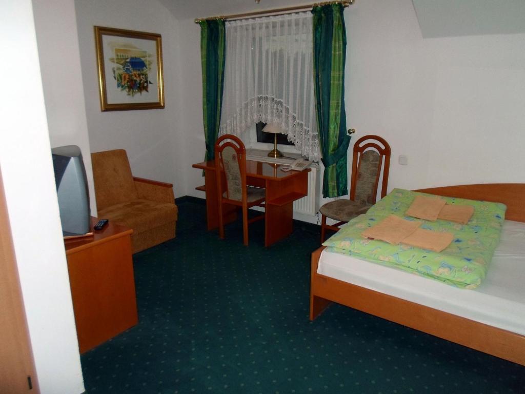 Hotel Korona 스와비체 객실 사진