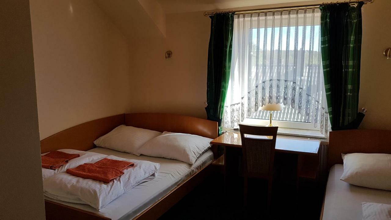Hotel Korona 스와비체 외부 사진